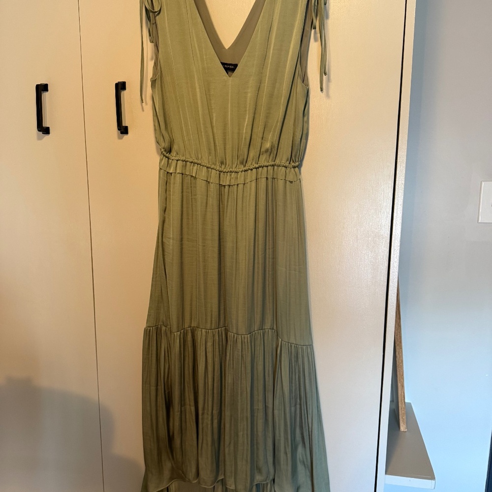 Banana Republic Tiered and Pleated Long Midi Dress
